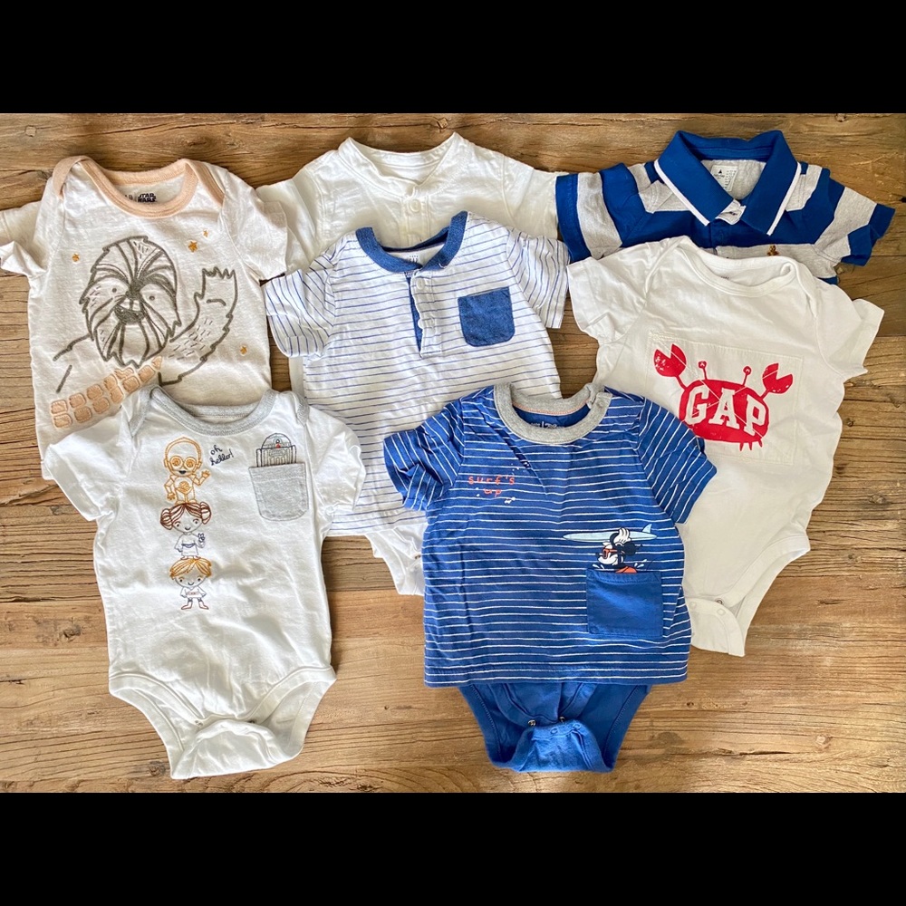 Baby Gap Boys Onesie Pack!!